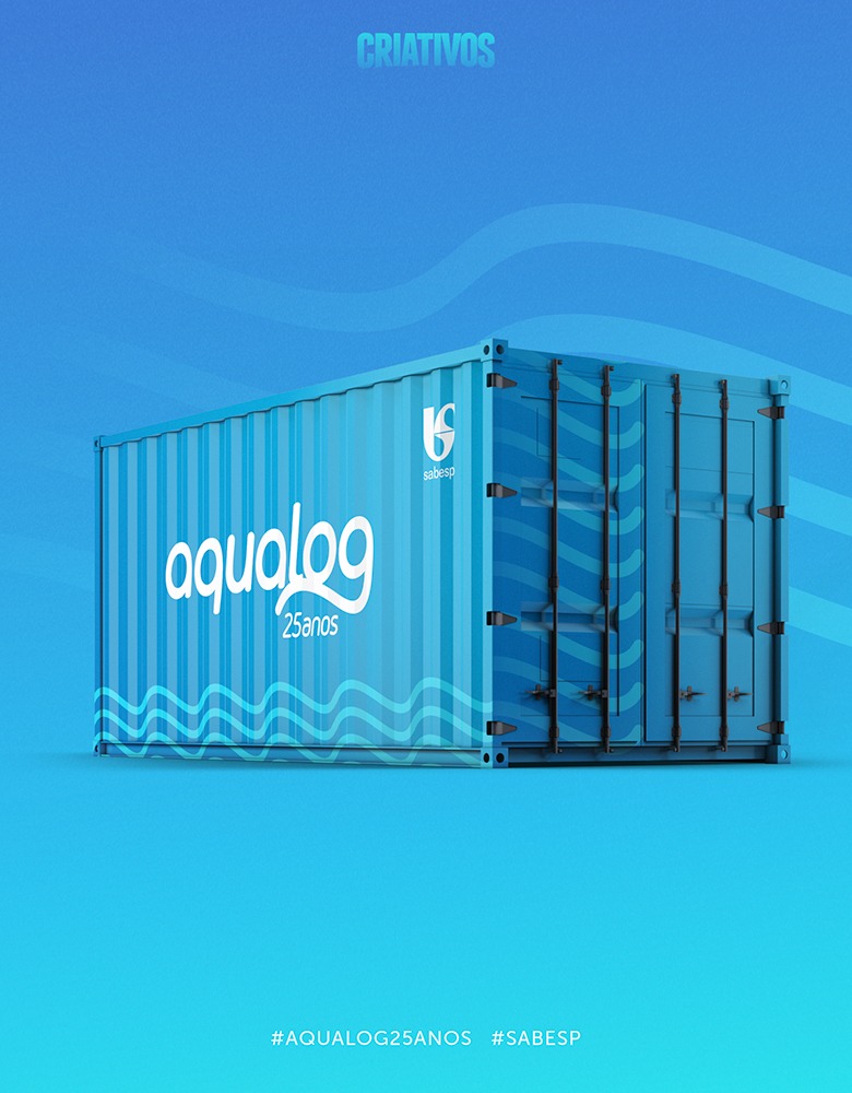Contêiner azul com a marca Aqualog 25 anos, criada para a Sabesp